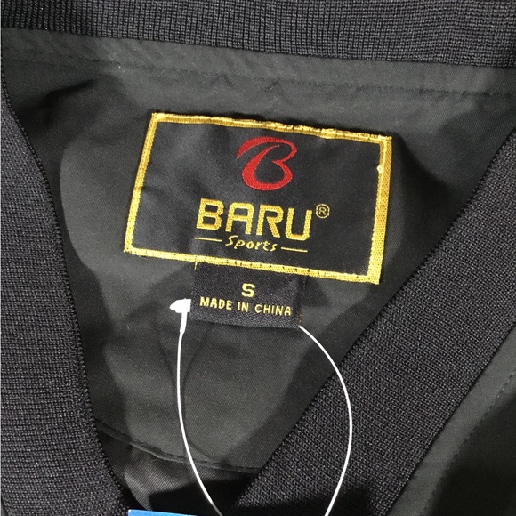 Baru Sports sleeveless vest golf rain protection men’s size small NWT - Picture 3 of 6